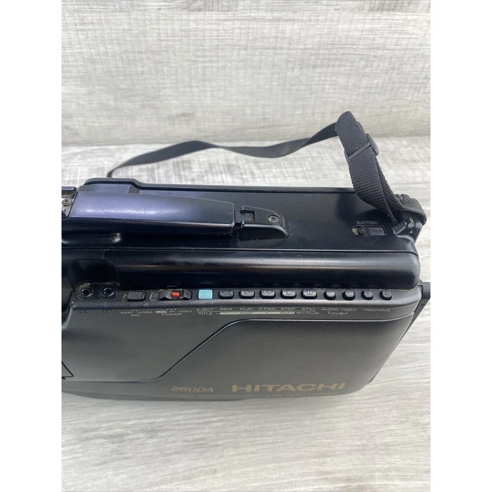 Hitachi VM-2600A Camcorder Video Recorder - UNTESTED